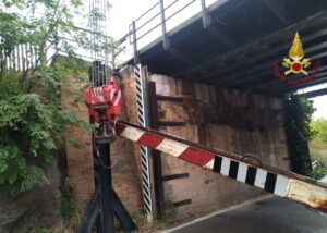 autogru ponte via capannelle