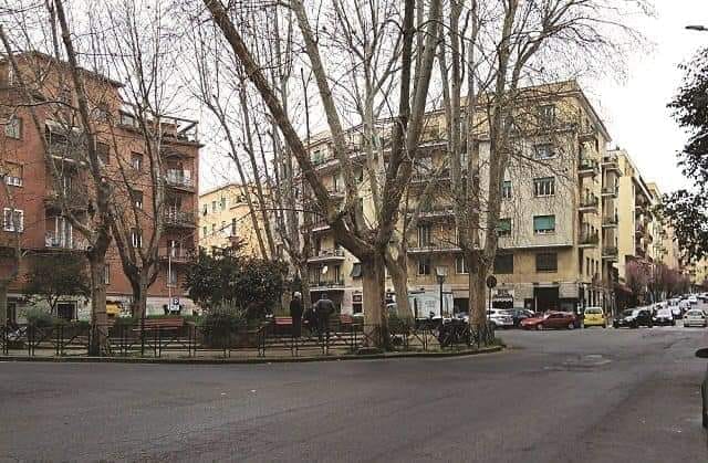 Piazza Scotti, da martedi 19 Aprile torna il doppio senso di circolazione su via Giovanni De Calvi