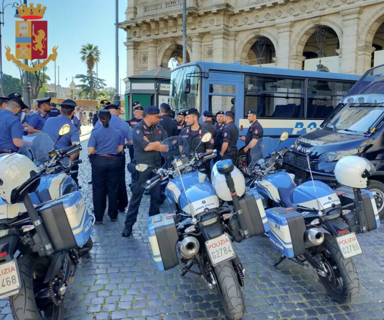 polizia carabinieri polizia locale