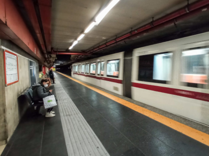 La Giunta Gualtieri: “Entro il 2024 i primi nuovi treni per Metro A e B. Situazione tram drammatica”