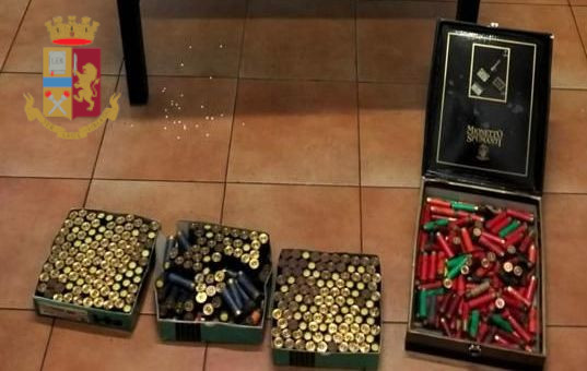 arresti polizia armi