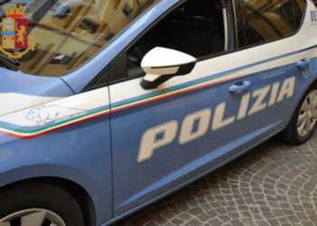 Volante della Polizia di Stato a Roma