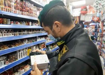 Sequestrati oltre 30 milioni di articoli natalizi ‘pericolosi’