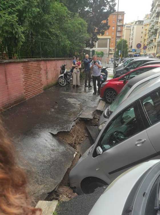 Nubifragio a Roma: le immagini del disastro (FOTO)