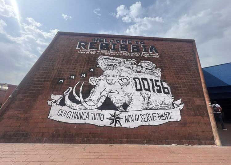 Il murale Mammuth realizzato da Zerocalcare a Rebibbia
