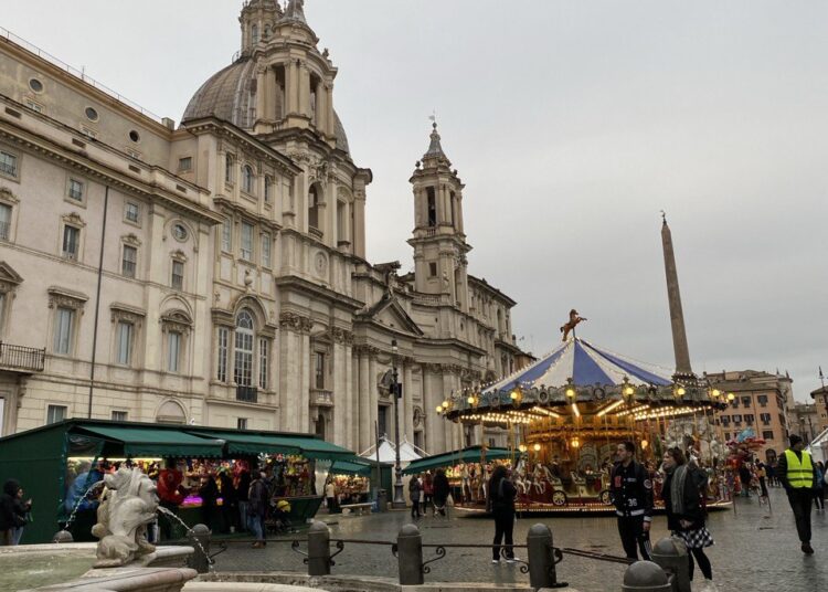 Federalberghi Roma, turismo: previsti + 30% di arrivi a Natale - Il Caffè  di Roma