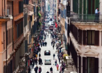 Dall’Esquilino a Prati, da Bravetta a Ostia Levante: ecco i quartieri di Roma dove la qualità della vita è più alta secondo l’indagine 2025.