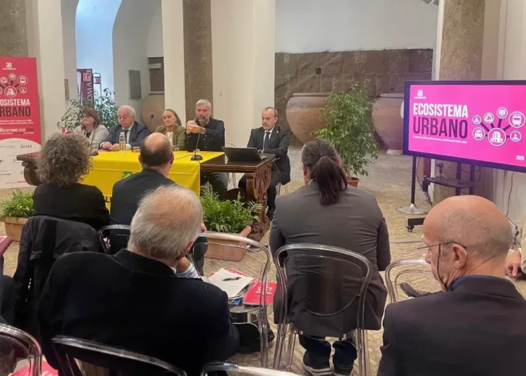 Ecosistema Urbano 2025 Roma Lazio classifica Legambiente ambiente capoluoghi