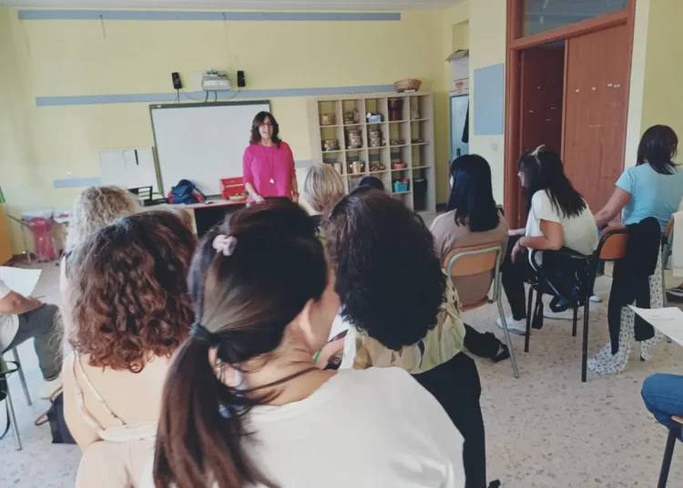 IC Matteo Ricci Piazza Ricci Centro Villaggio Roma Scuola Aperta laboratori 2025