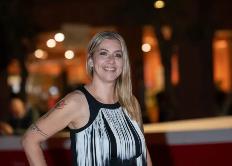 Silvia Brindisi scrittrice Tor de Cenci Roma speaker radiofonica intervista 2025
