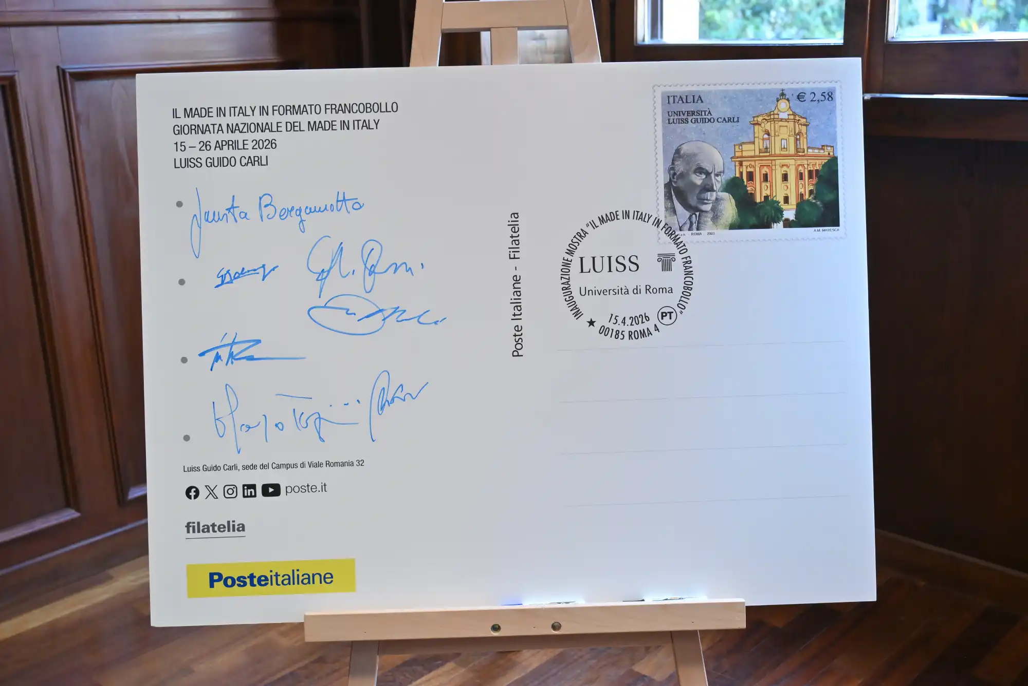 La cartolina della mostra_Retro