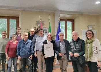 Il Parco Falcone e Borsellino nel Municipio VIII di Roma diventa bene comune: firmato il patto di collaborazione tra il Comune e il Comitato Parchi Colombo.