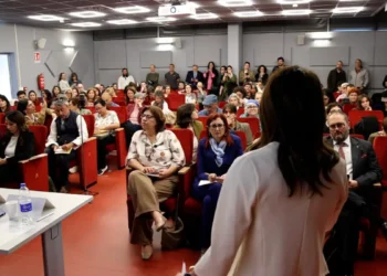 Inaugurato il 13 maggio a Tor Bella Monaca il nuovo hub "Porte Aperte": servizi gratuiti, lavoro, formazione e aggregazione per il Municipio VI di Roma.