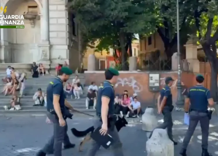 Trastevere, controlli della Guardia di Finanza