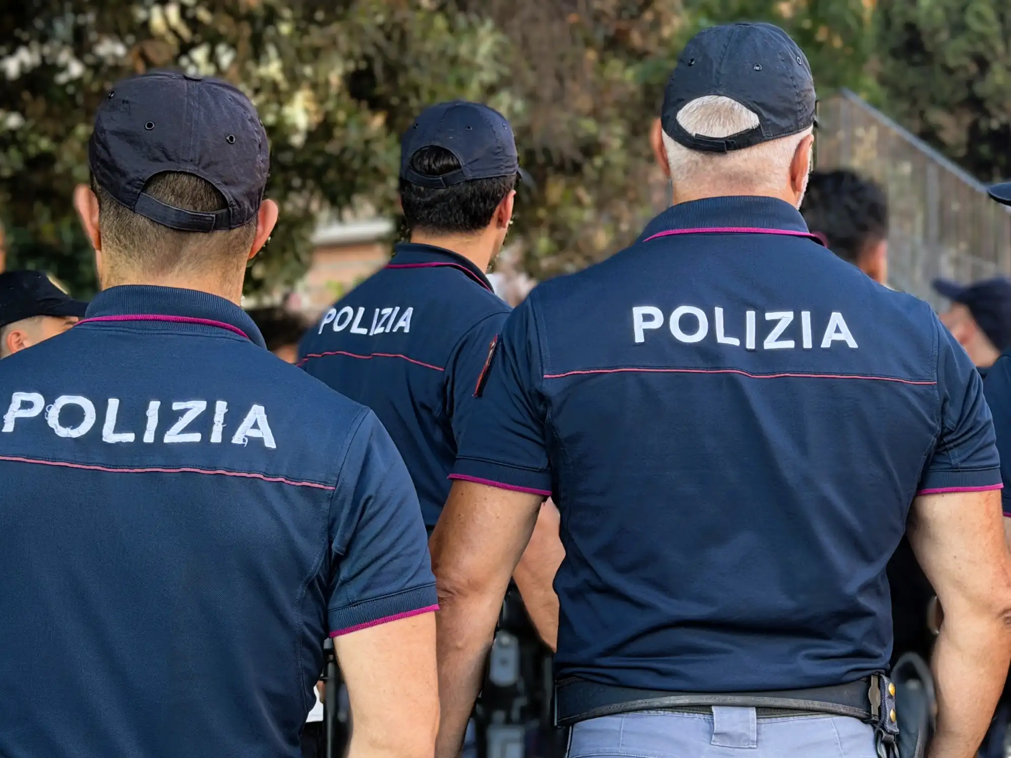 Roma, cinque persone arrestate dalla Polizia di Stato per furti, rapine e resistenza a pubblico ufficiale